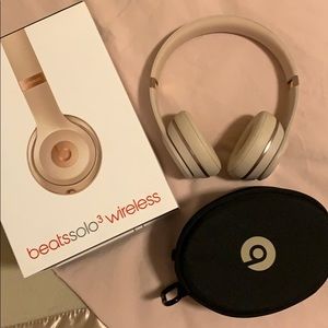 Beats Solo 3 Wireless headphones